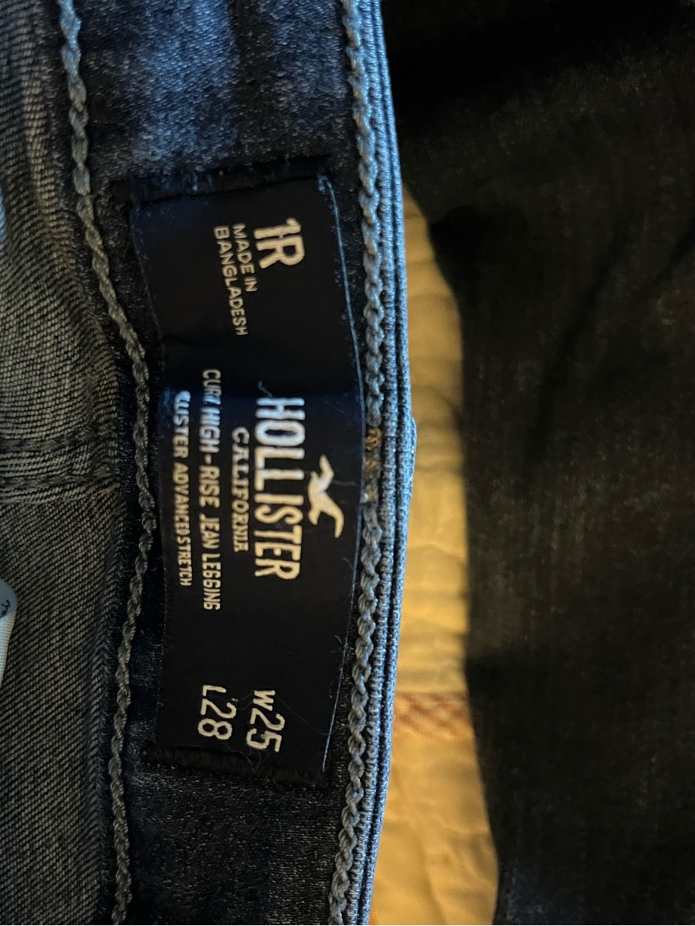 Hollister Men's Dark Blue Skinny Jeans
